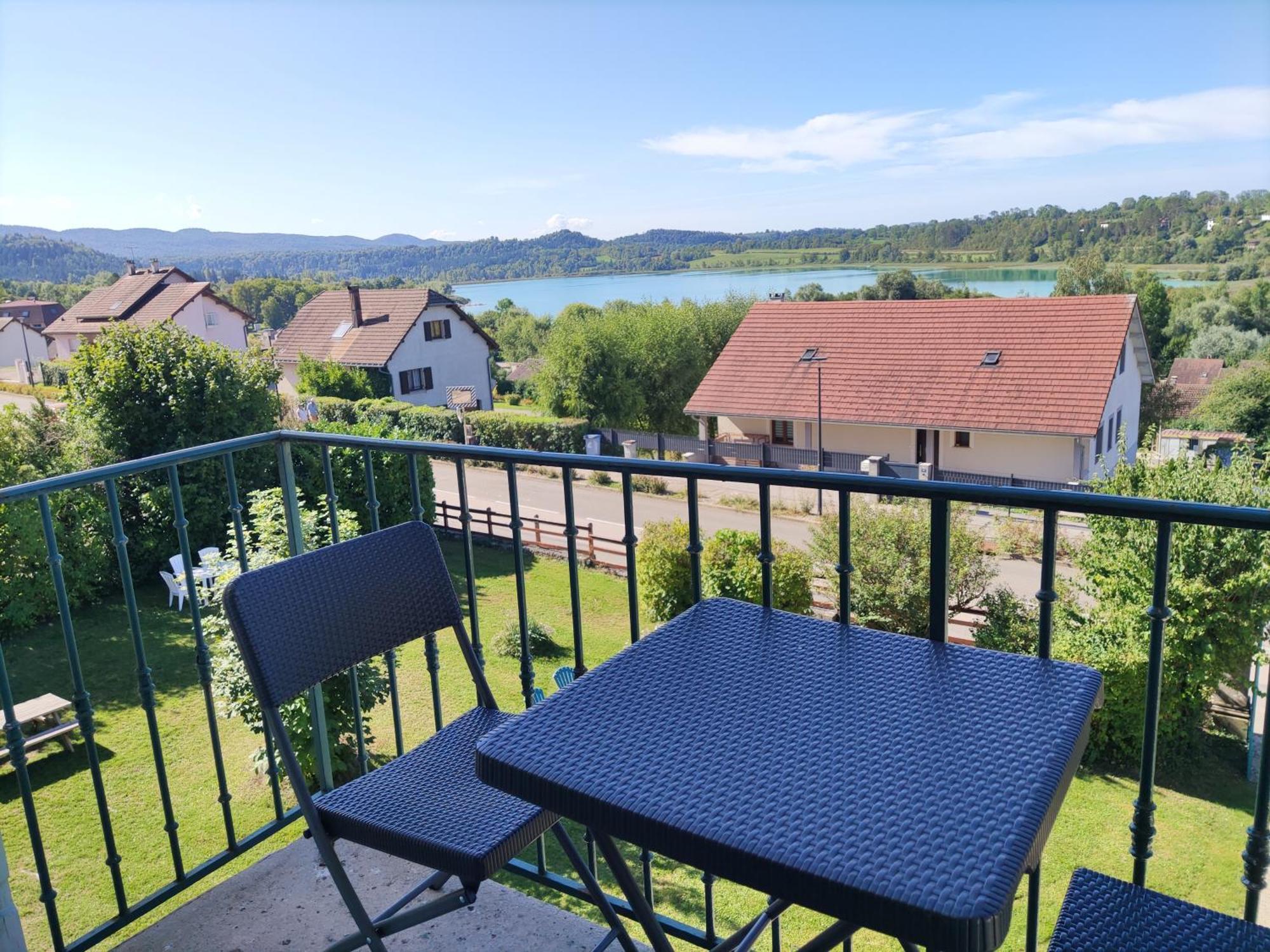 Villas-Du-Lac Appartements De Vacances Et Espace Spa Prive Clairvaux-les-Lacs Exterior photo